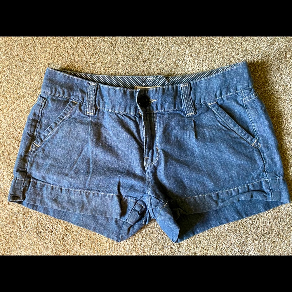Linen shorts
